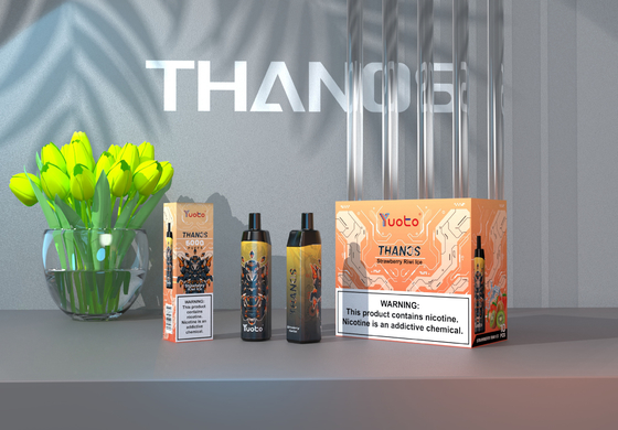 Pod jetable en gros Yuoto Thanos 5000 bouffées 14 ml E-liquide 650 mAh batterie 19 saveurs bobine de maille pour une plus grande fumée