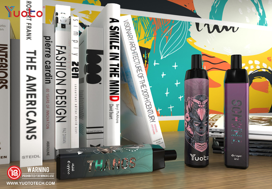 Strawberry Watermelon Ice 5000 Puffs Jetable Vape Pod Yuoto Thanos Mesh Coil 14ml Ejuice 650mAh Batterie de Chine
